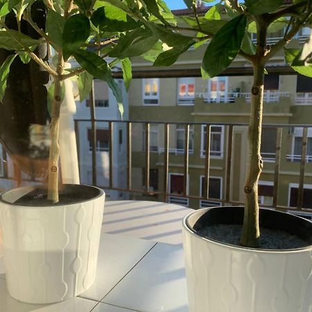 Un Hogar En El Centro Con Parking Gratuito Apartamento Saragoça Exterior foto