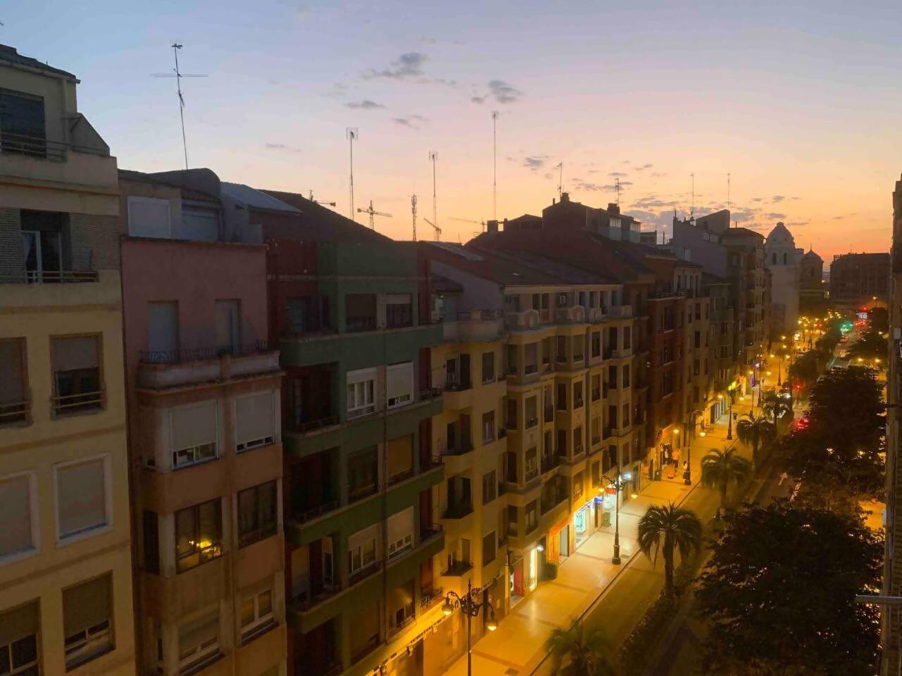 Un Hogar En El Centro Con Parking Gratuito Apartamento Saragoça Exterior foto