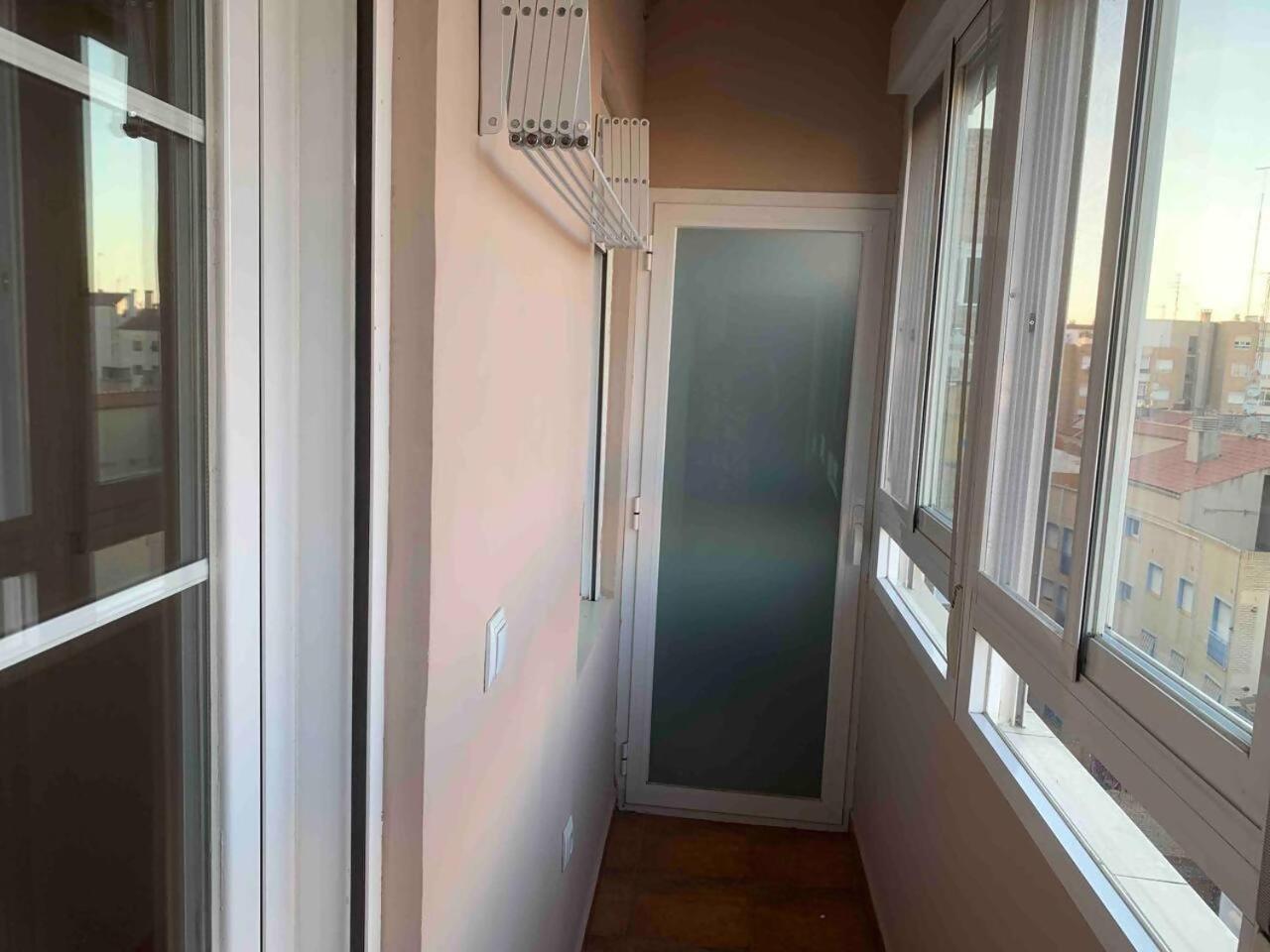 Un Hogar En El Centro Con Parking Gratuito Apartamento Saragoça Exterior foto